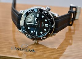 Omega Seamaster Diver 300 M 21032422001001 (2023) - Black dial 42 mm Ceramic case